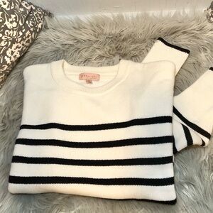 Philosophy Soft Black & White Sweater